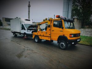 evakuator-dlya-mikroavtobusov